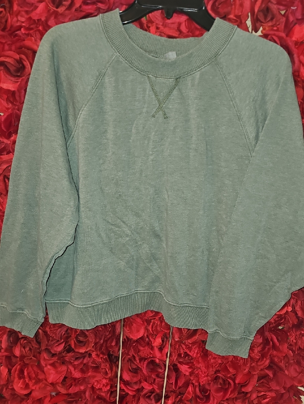 Divided Women's Army Green Crewneck  Sweatshirt Size Large